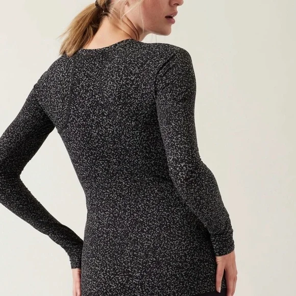 Athleta Momentum Seamless Top size Medium - Picture 2 of 6